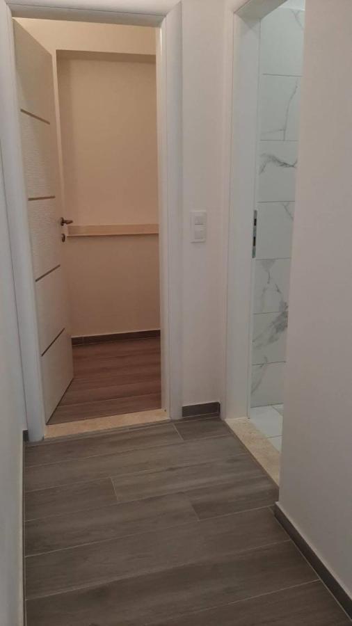 Apartmani Ivica Martic Duće Eksteriør billede